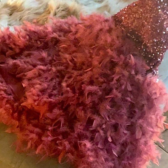 Beautiful and unique .Beautiful colors. Excellent condition. - Picture 1 of 5